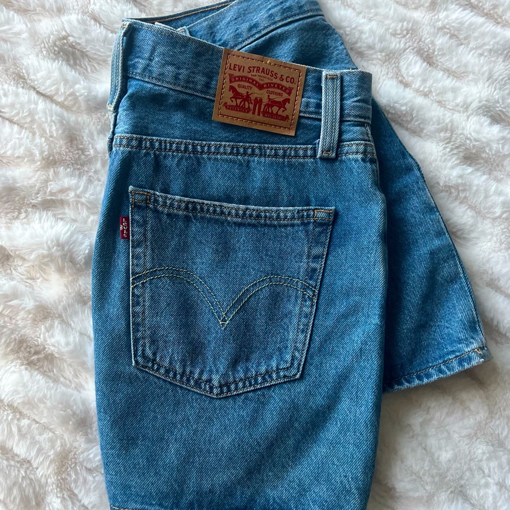 Levi’s denim mini skirt